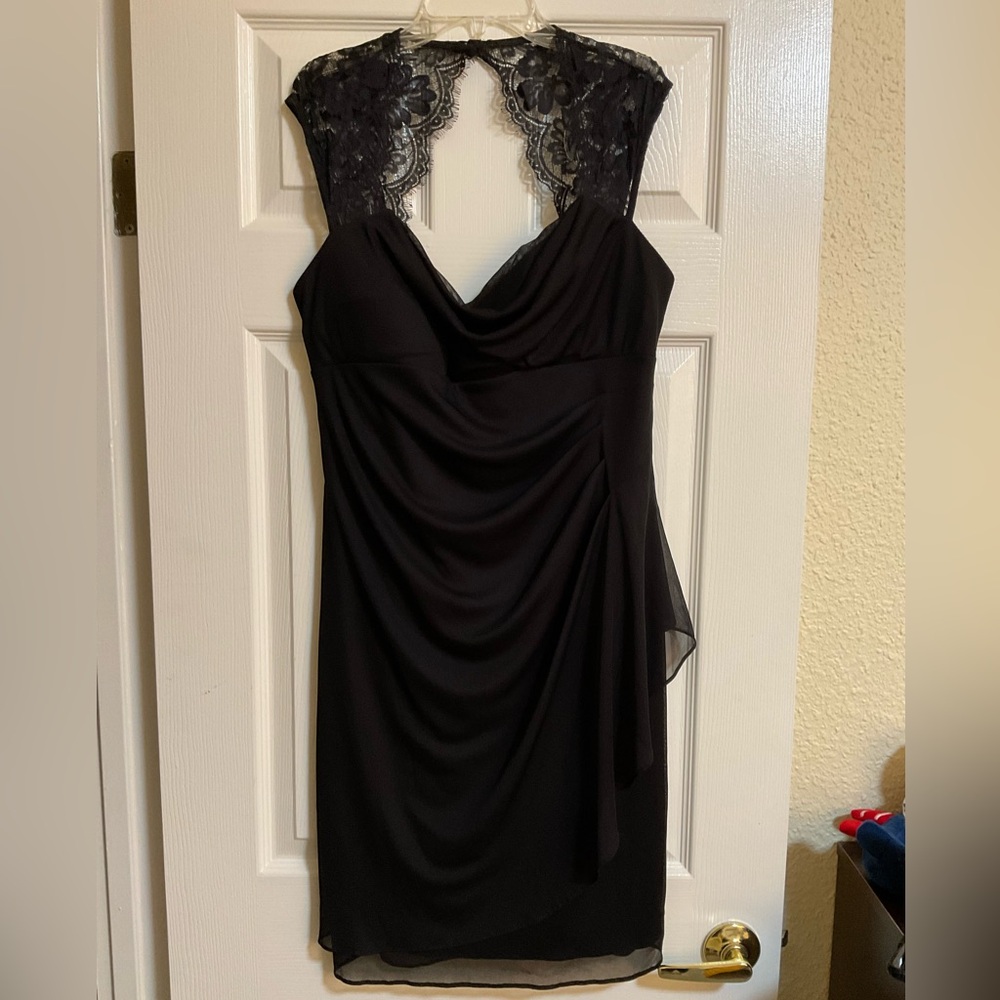 Scarlett Sleek Black Dress